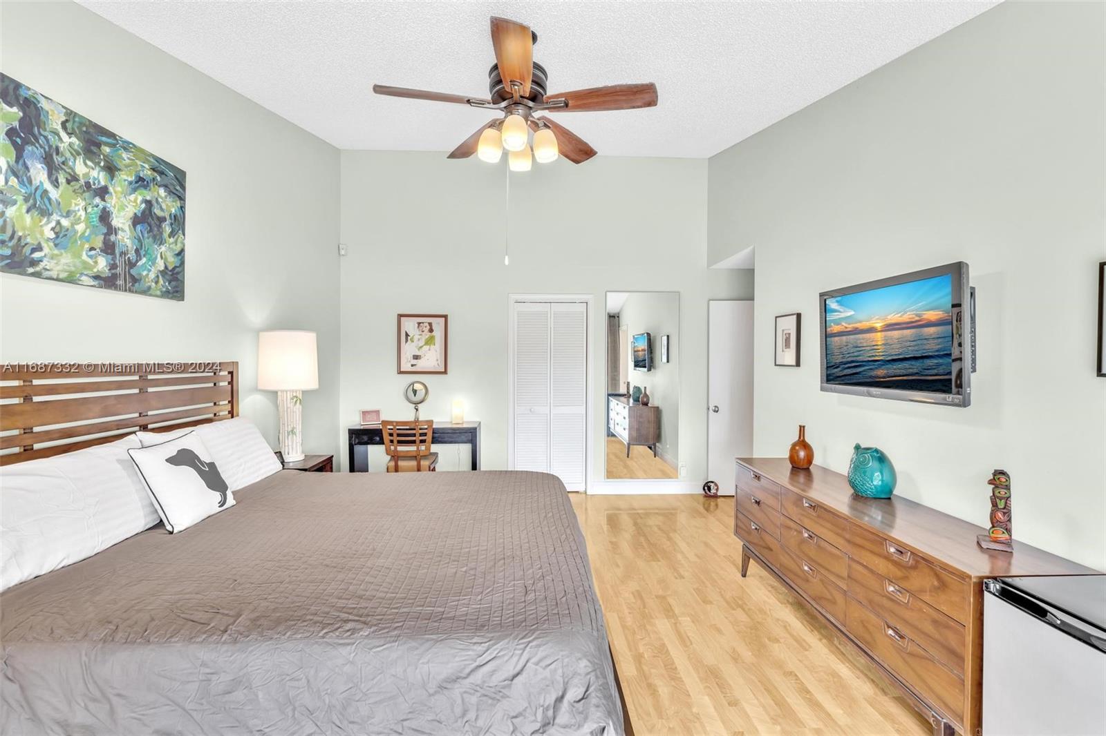 WEST VIEW ESTATES - Residential