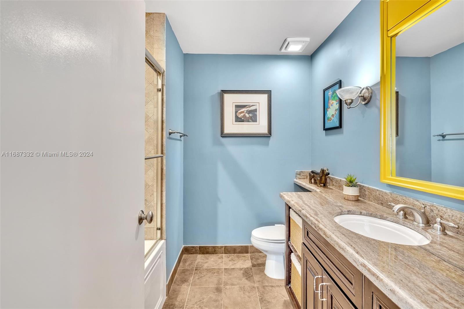 WEST VIEW ESTATES - Residential