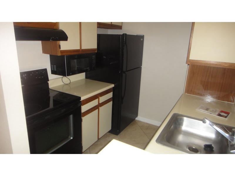 SUNDANCE @ DAVIE CONDO - Residential Lease