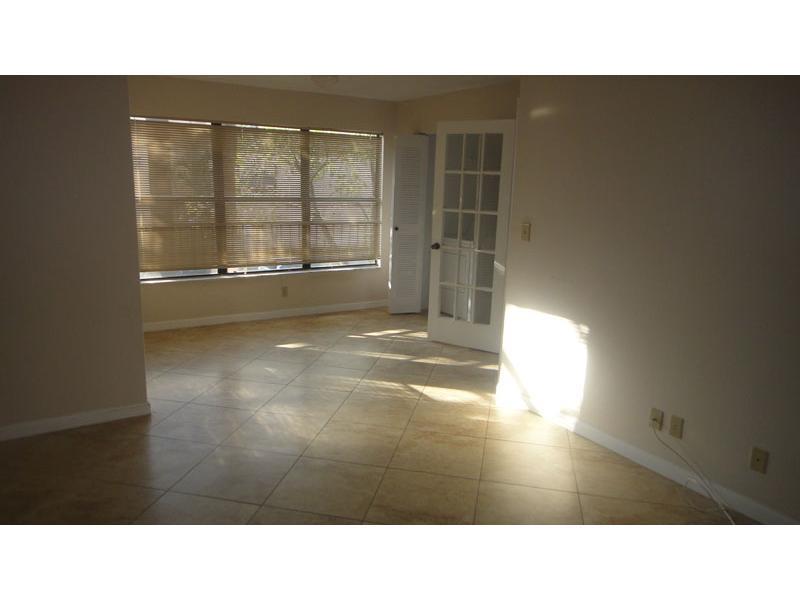 SUNDANCE @ DAVIE CONDO - Residential Lease