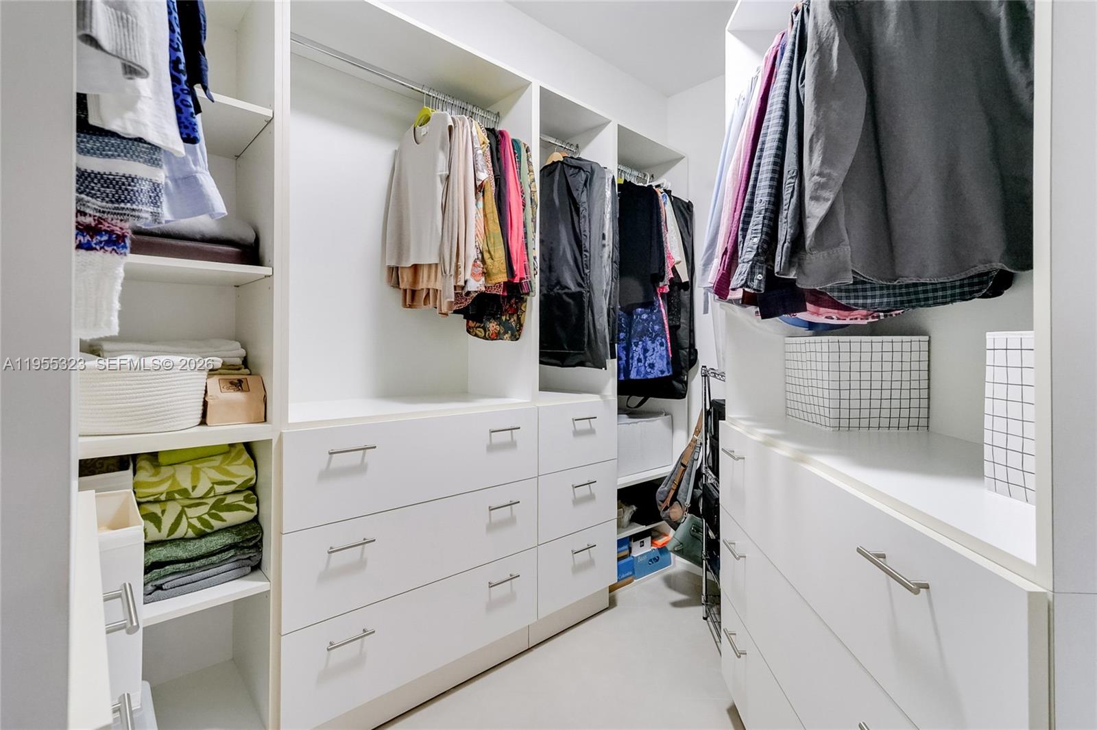 TURNBERRY VILLAGE SO TOWE - Residential