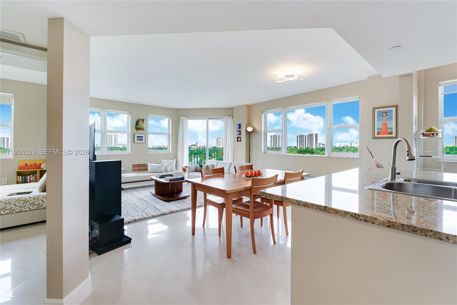 TURNBERRY VILLAGE SO TOWE - Residential