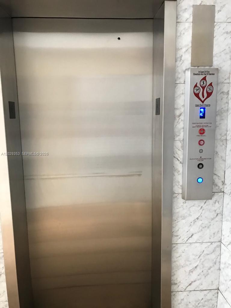 EL LAGO CONDO - Residential Lease