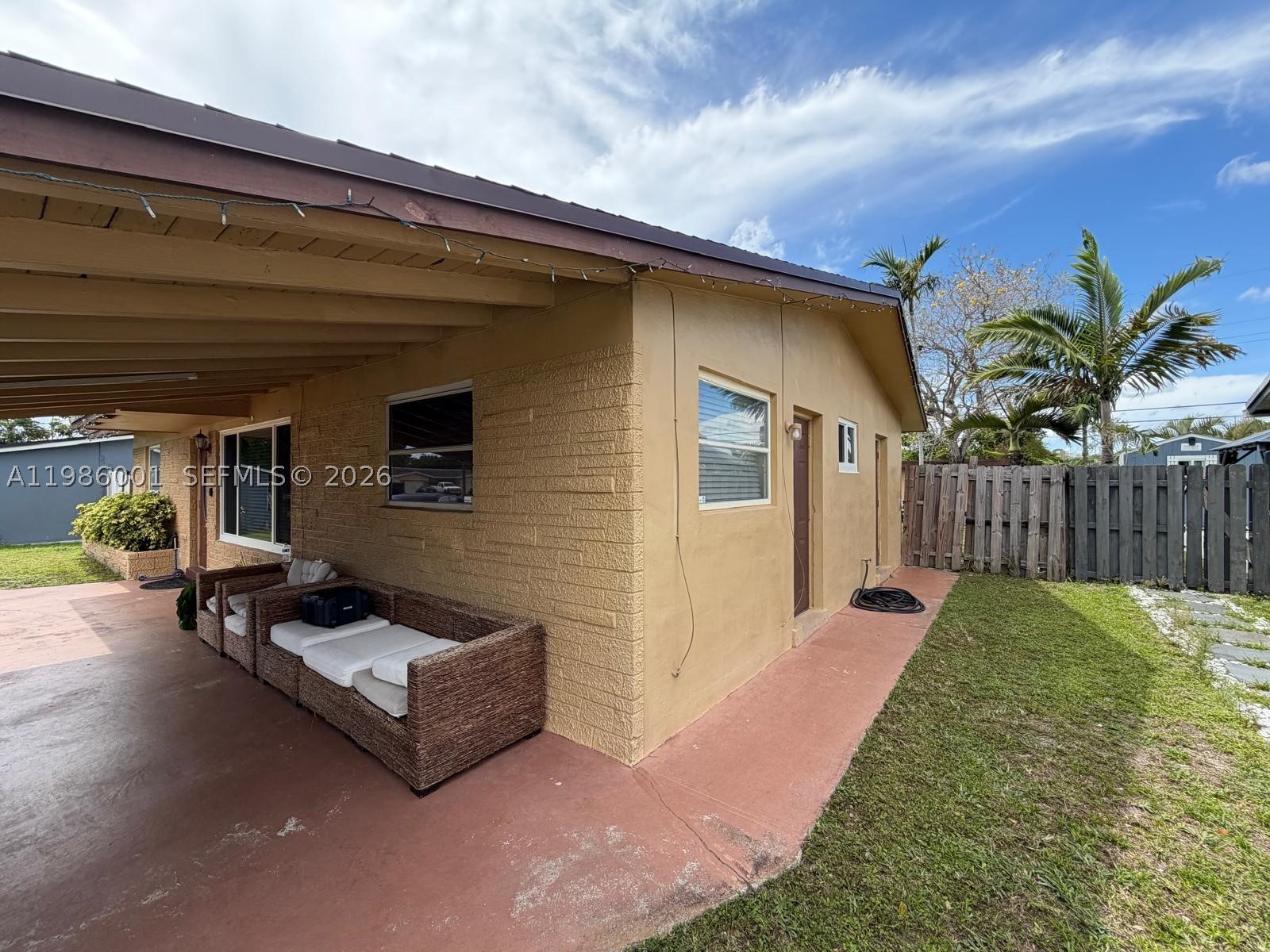 FLORAL HEIGHTS 1ST ADD - Residential