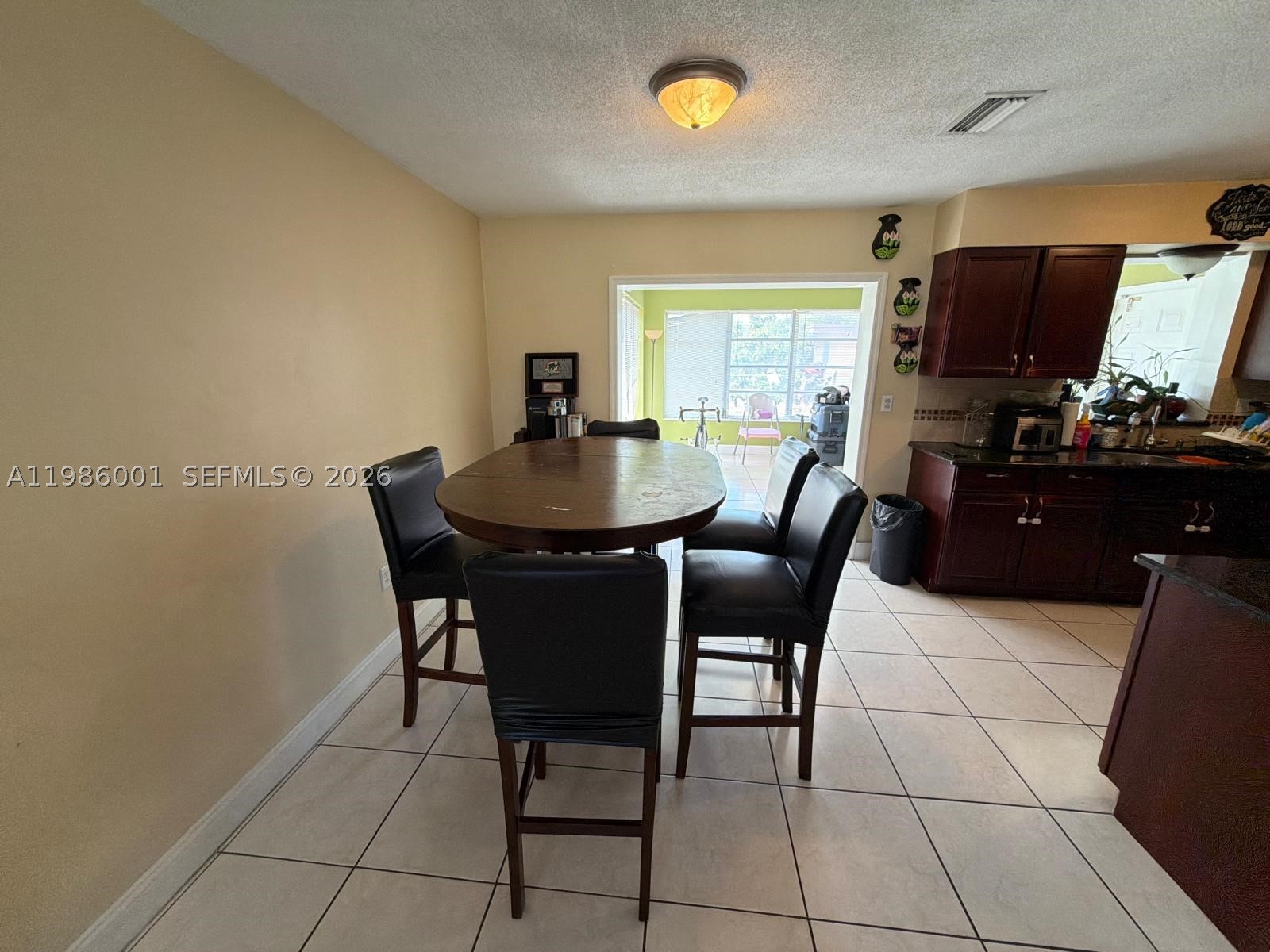 FLORAL HEIGHTS 1ST ADD - Residential