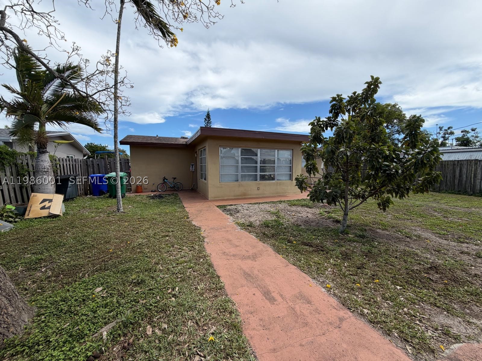 FLORAL HEIGHTS 1ST ADD - Residential