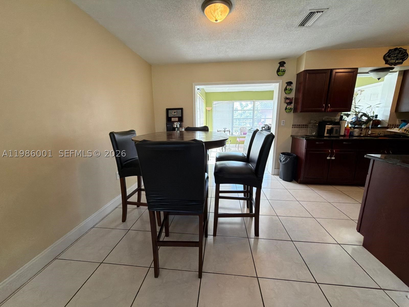 FLORAL HEIGHTS 1ST ADD - Residential
