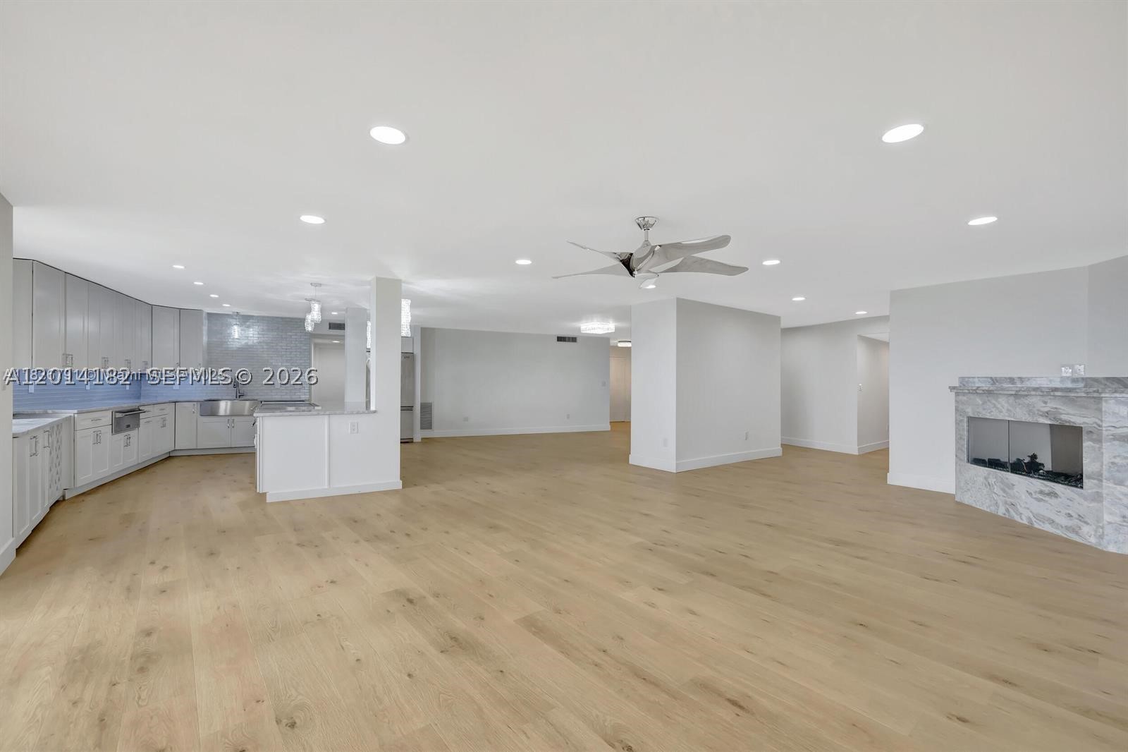 HAMPTON BEACH CLUB CONDO - Residential