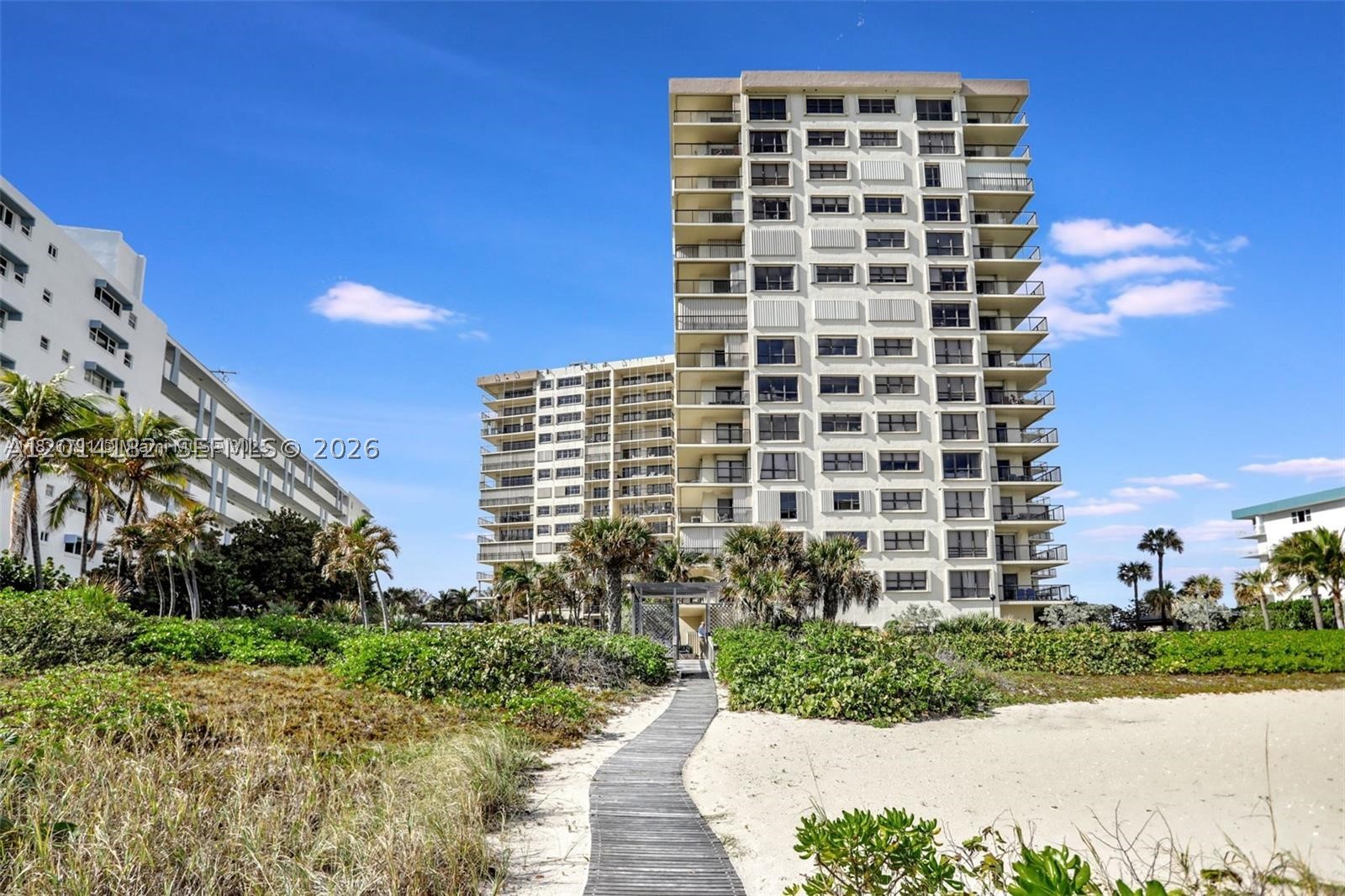 HAMPTON BEACH CLUB CONDO - Residential