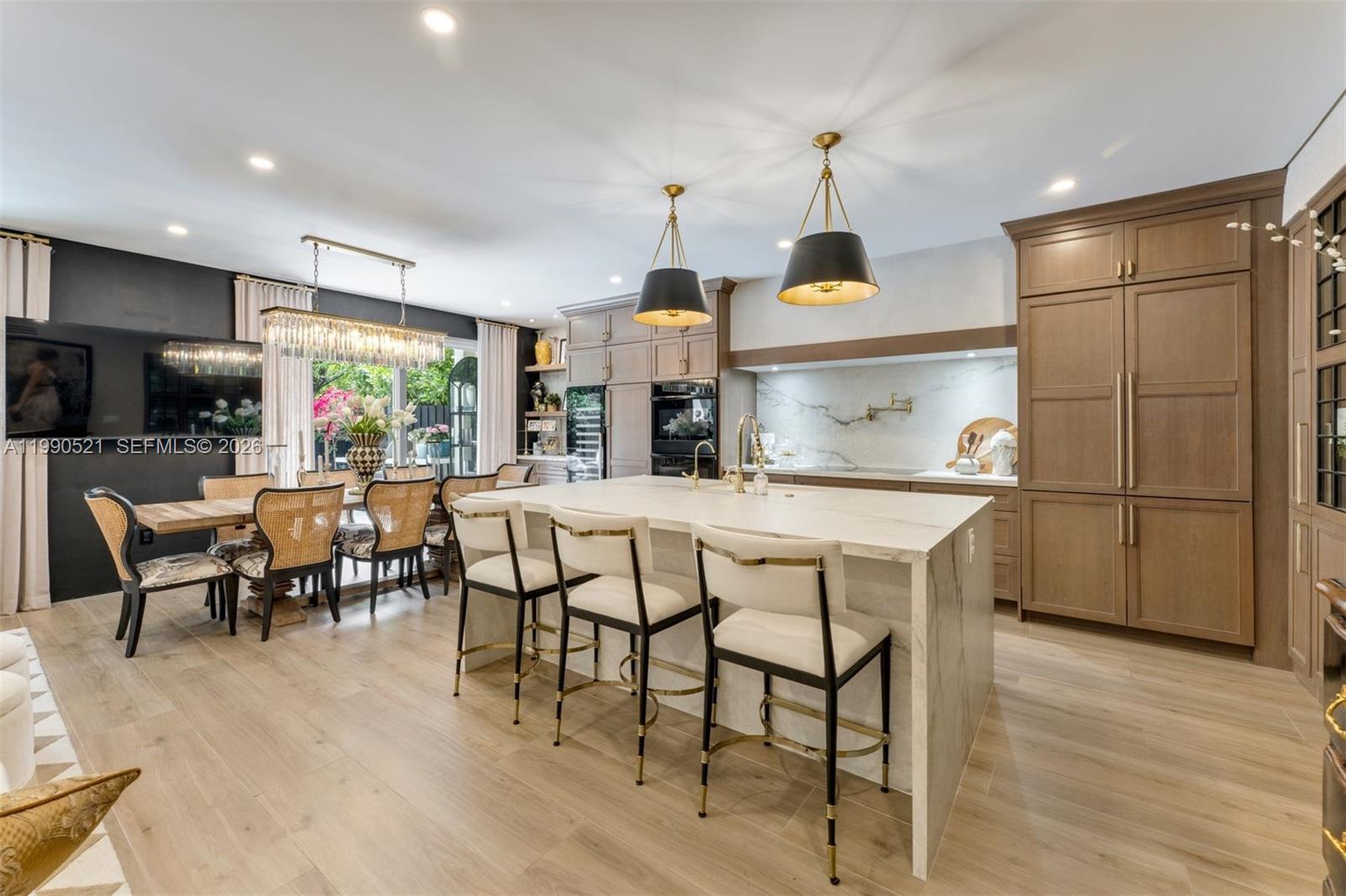 THE TOWNHOMES OF QUAYSIDE - Residential