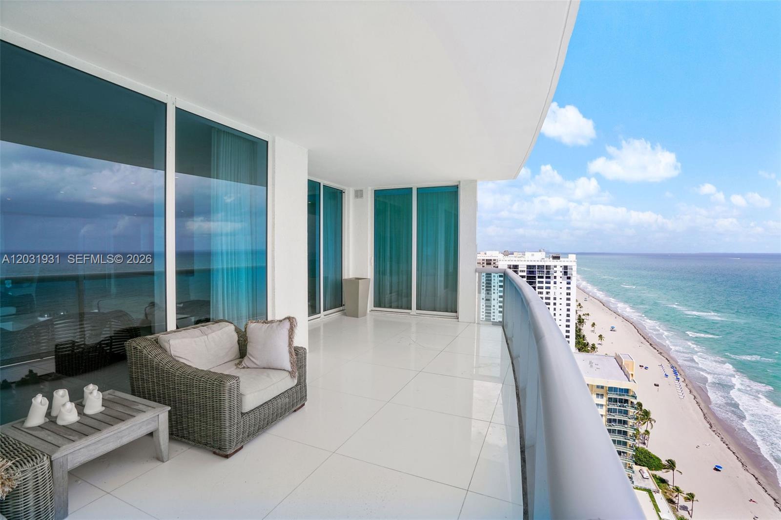 2711 HOLLYWOOD BEACH COND - Residential Lease