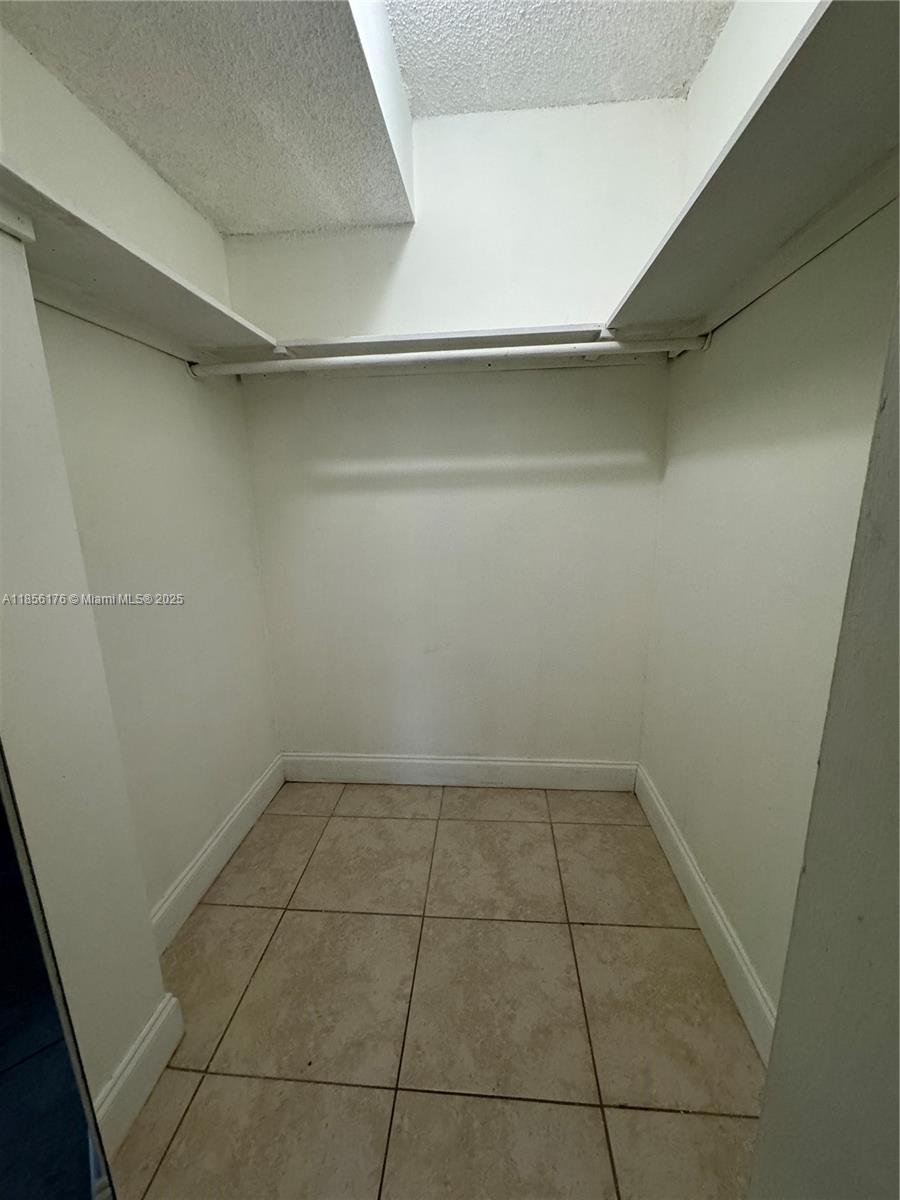 TALL TREES CONDO - Residential