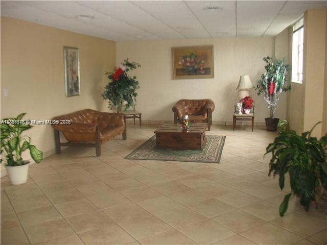 TALL TREES CONDO - Residential