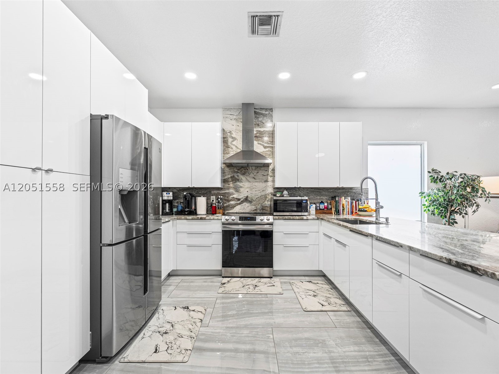 BELLA TERRA PUD 2 - Residential Lease