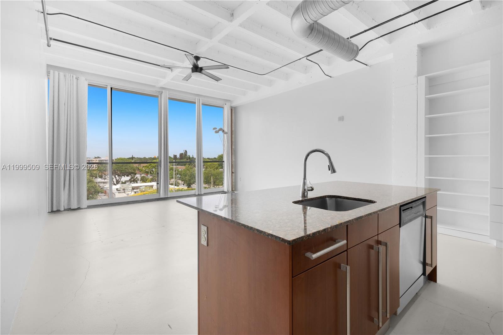 THE BANK CONDO - Residential