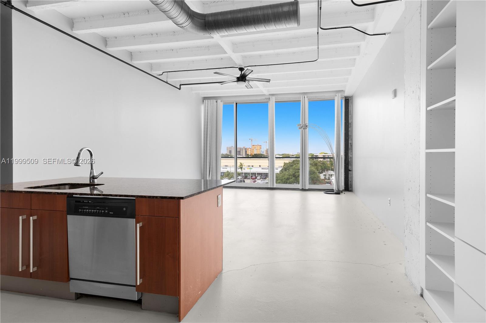 THE BANK CONDO - Residential