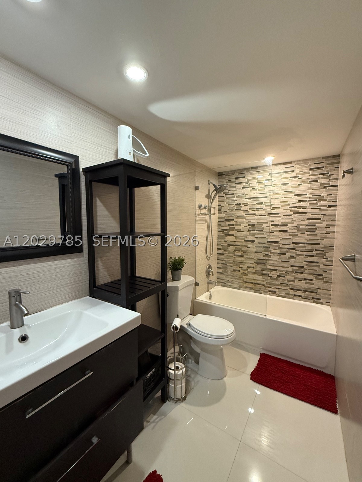 OCEAN RESERVE CONDO - Residential Lease
