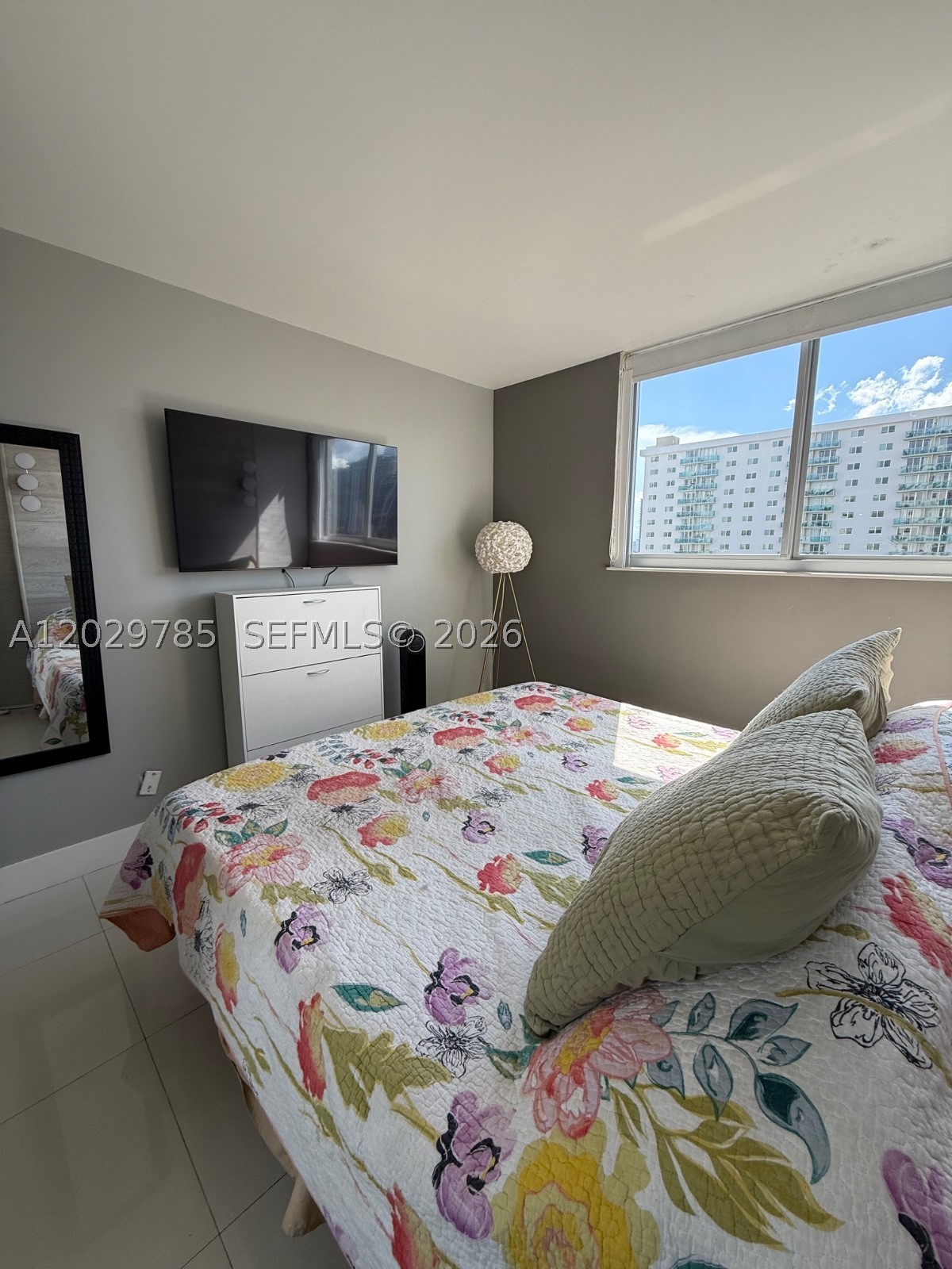 OCEAN RESERVE CONDO - Residential Lease