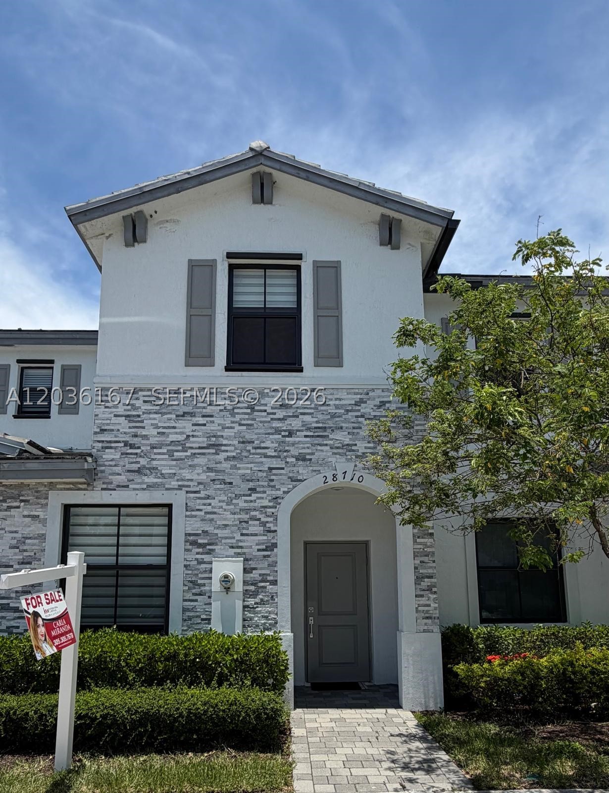 PINE ISLE - Residential