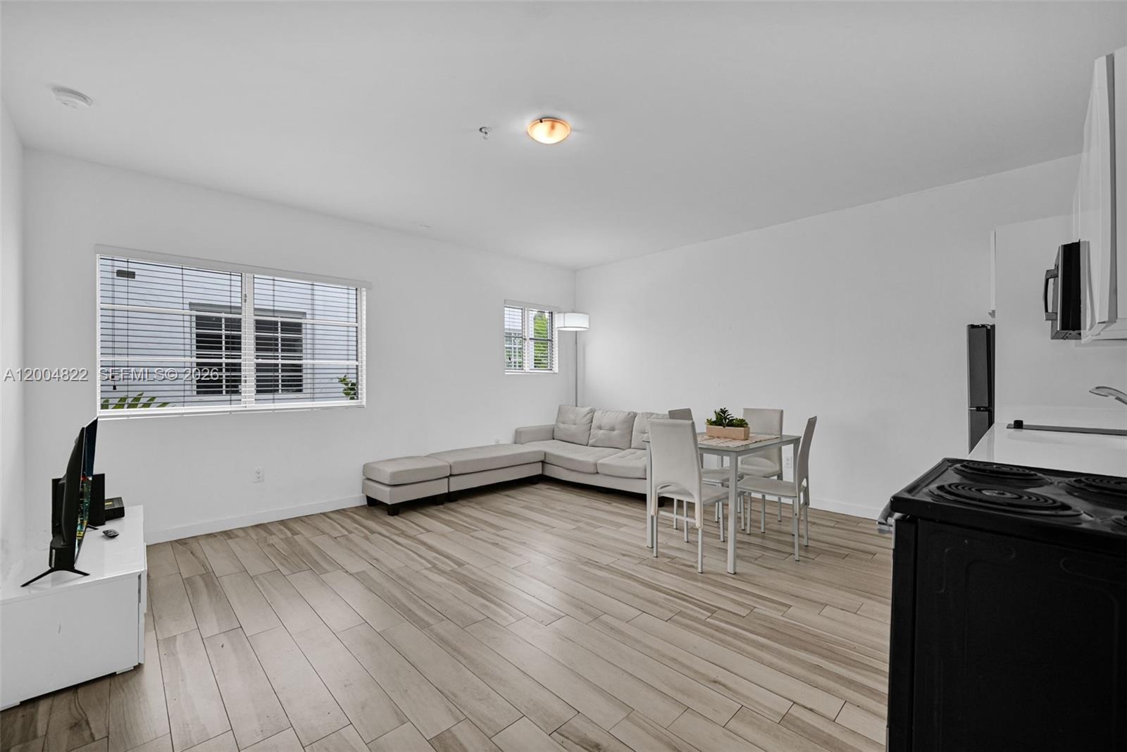 LINCOLN SUB - Residential