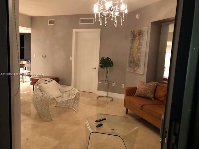WIND CONDO - Residential