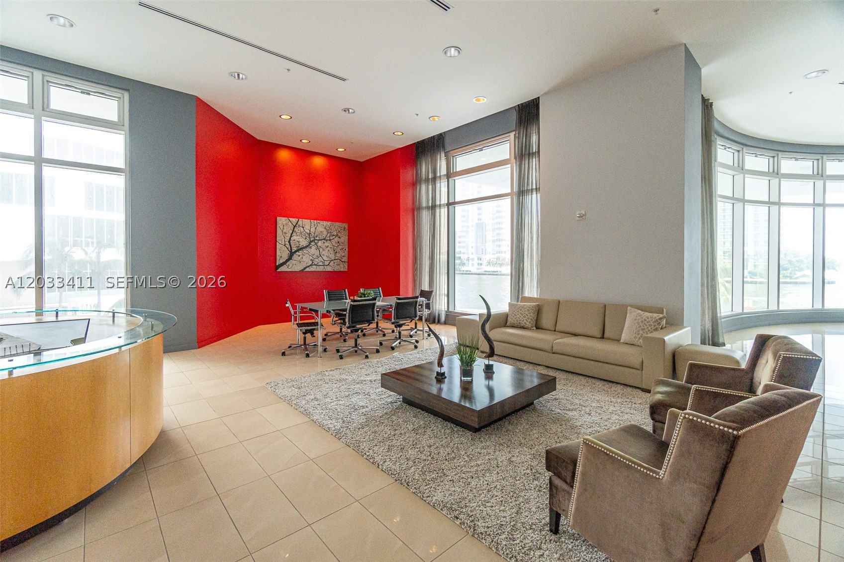 MET 1 CONDO - Residential