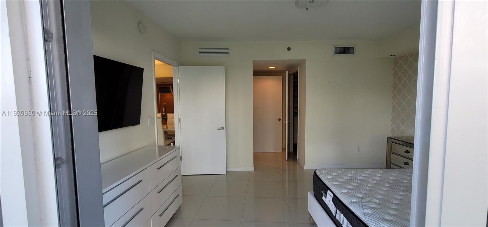ICON BRICKELL NO TWO - Residential Lease