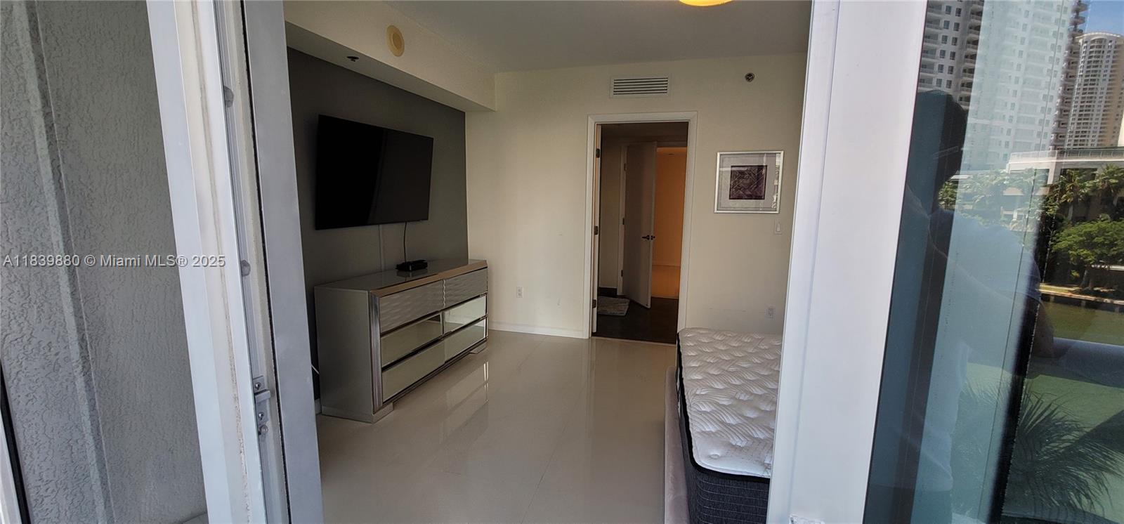 ICON BRICKELL NO TWO - Residential Lease
