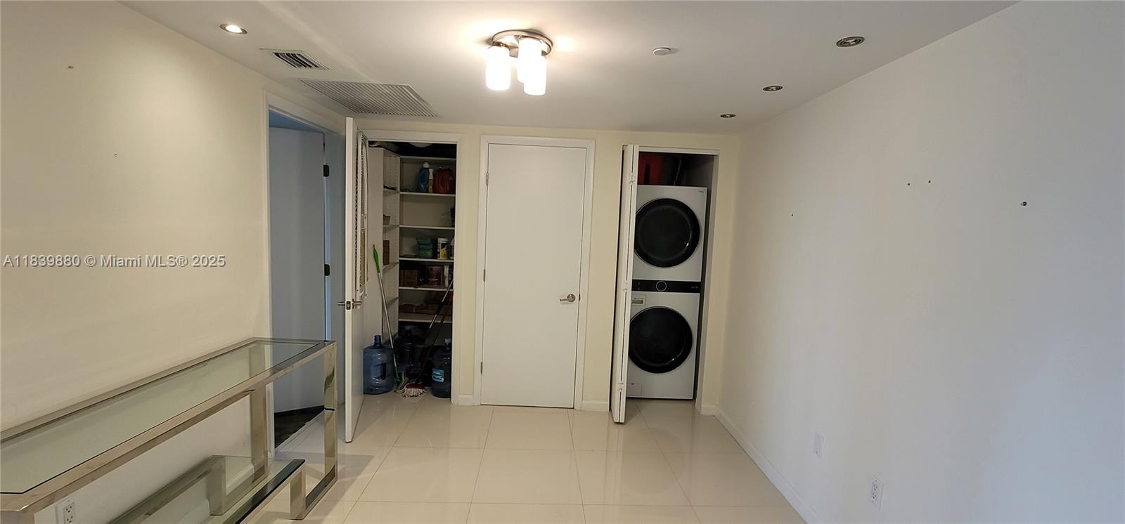 ICON BRICKELL NO TWO - Residential Lease