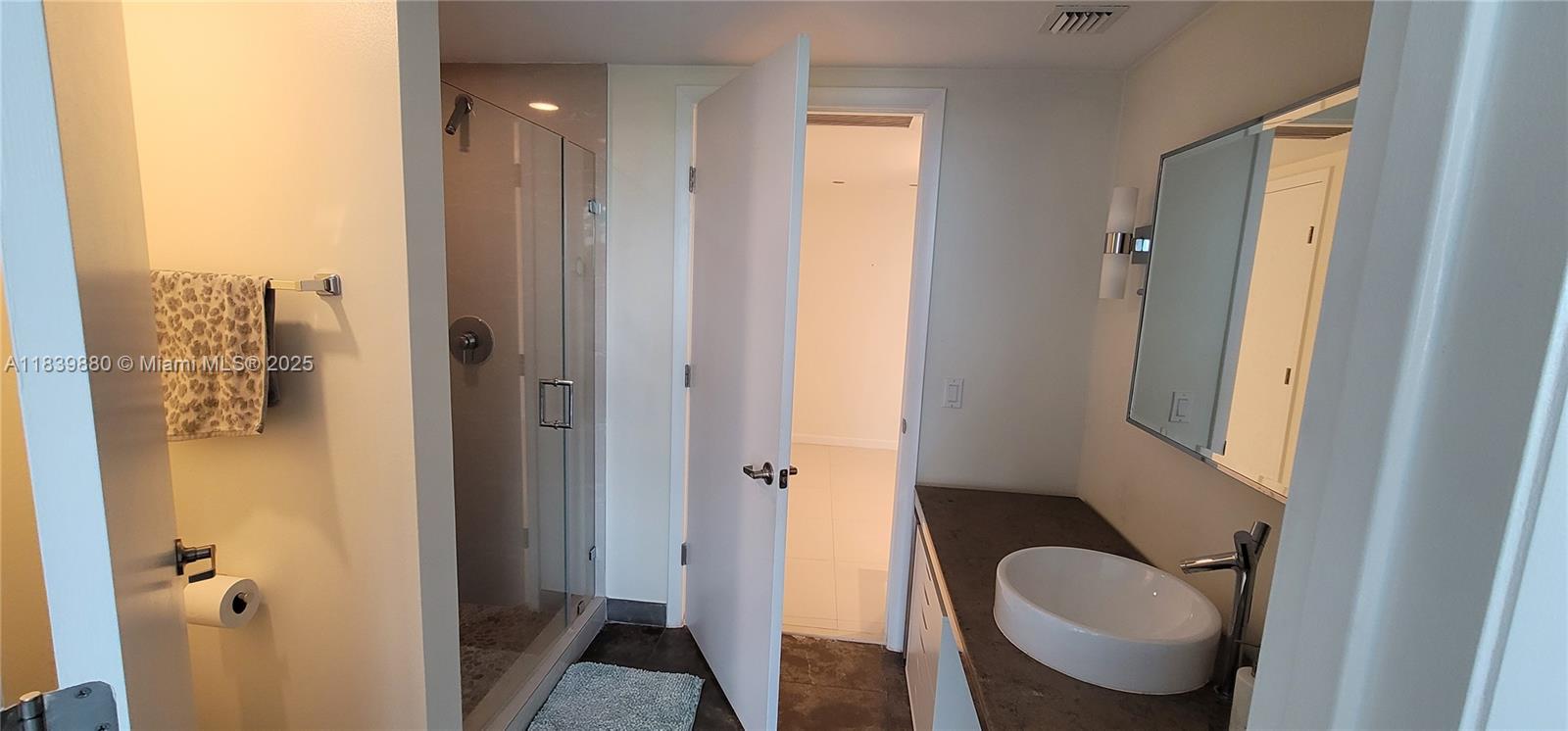 ICON BRICKELL NO TWO - Residential Lease