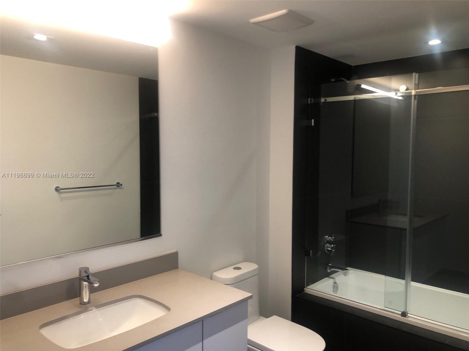 CANVAS CONDO - Residential Lease