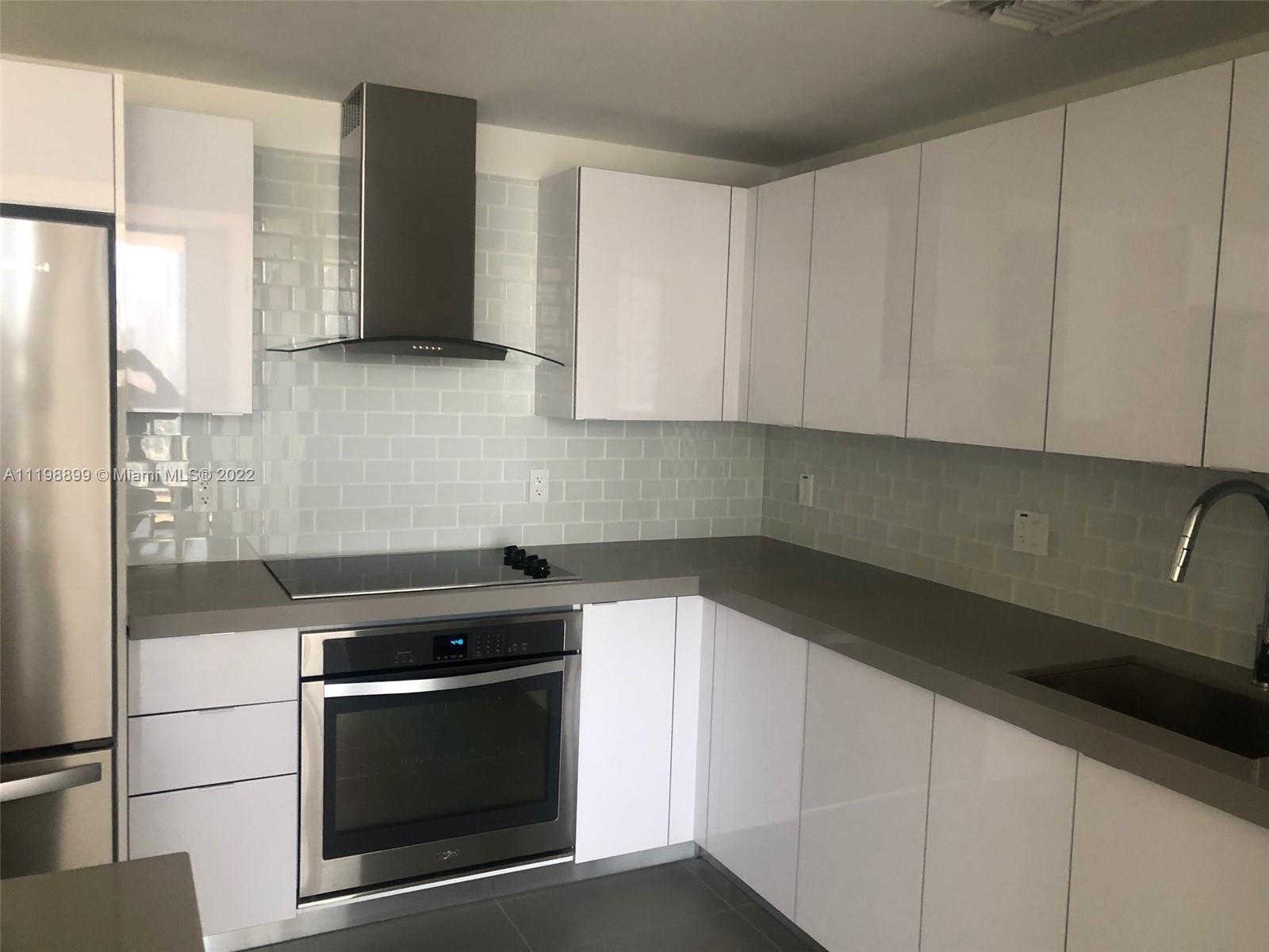 CANVAS CONDO - Residential Lease