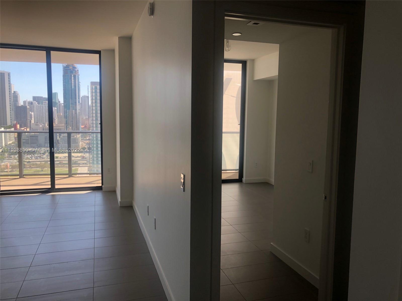 CANVAS CONDO - Residential Lease