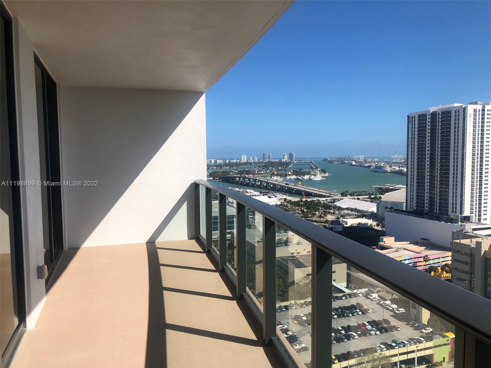 CANVAS CONDO - Residential Lease
