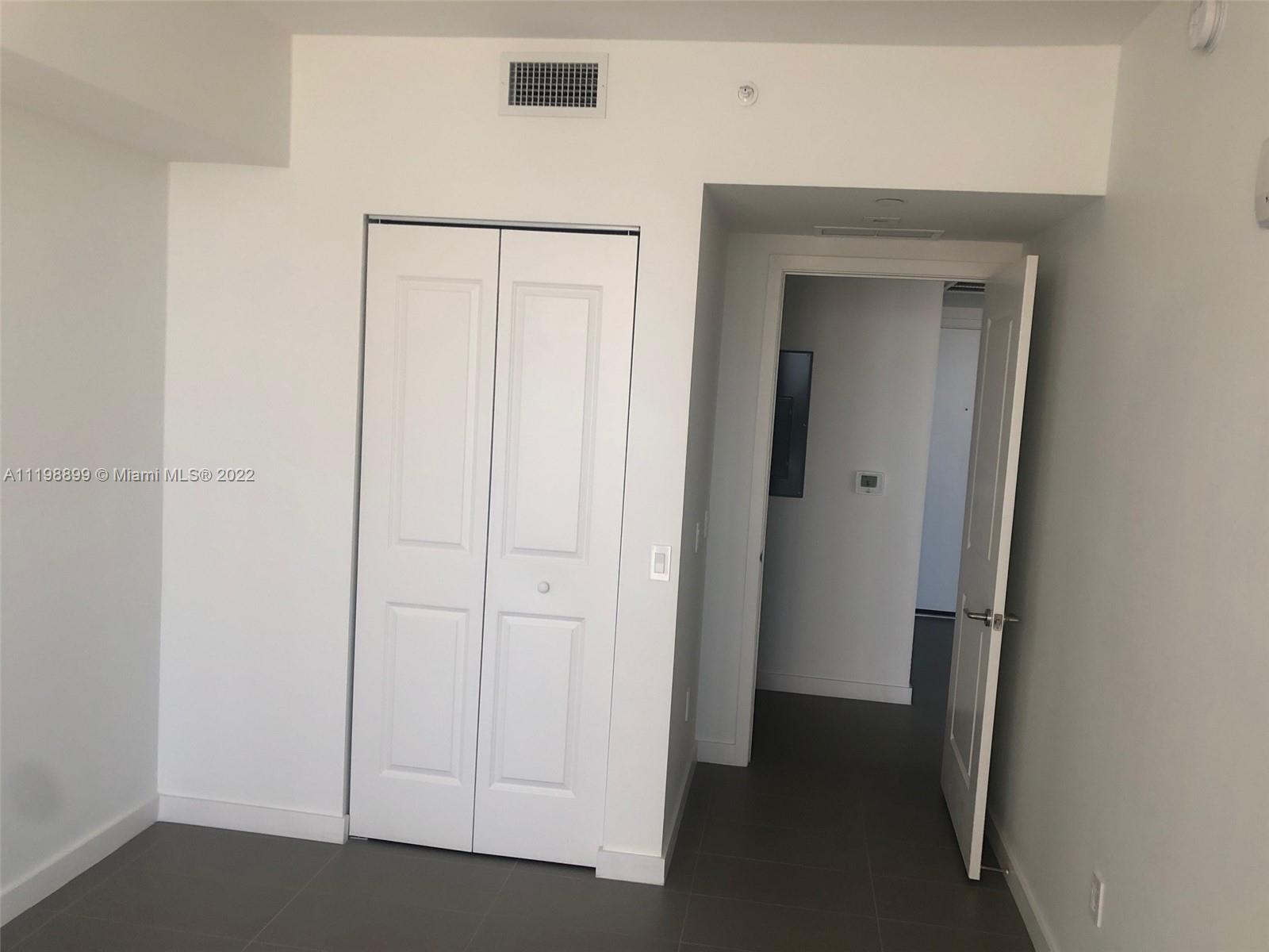 CANVAS CONDO - Residential Lease