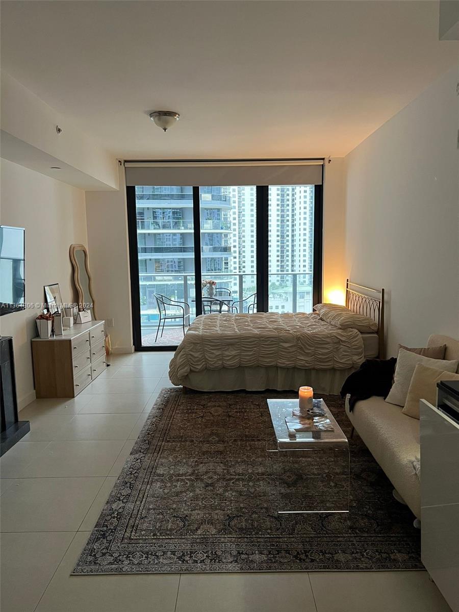 1010 BRICKELL CONDO - Residential