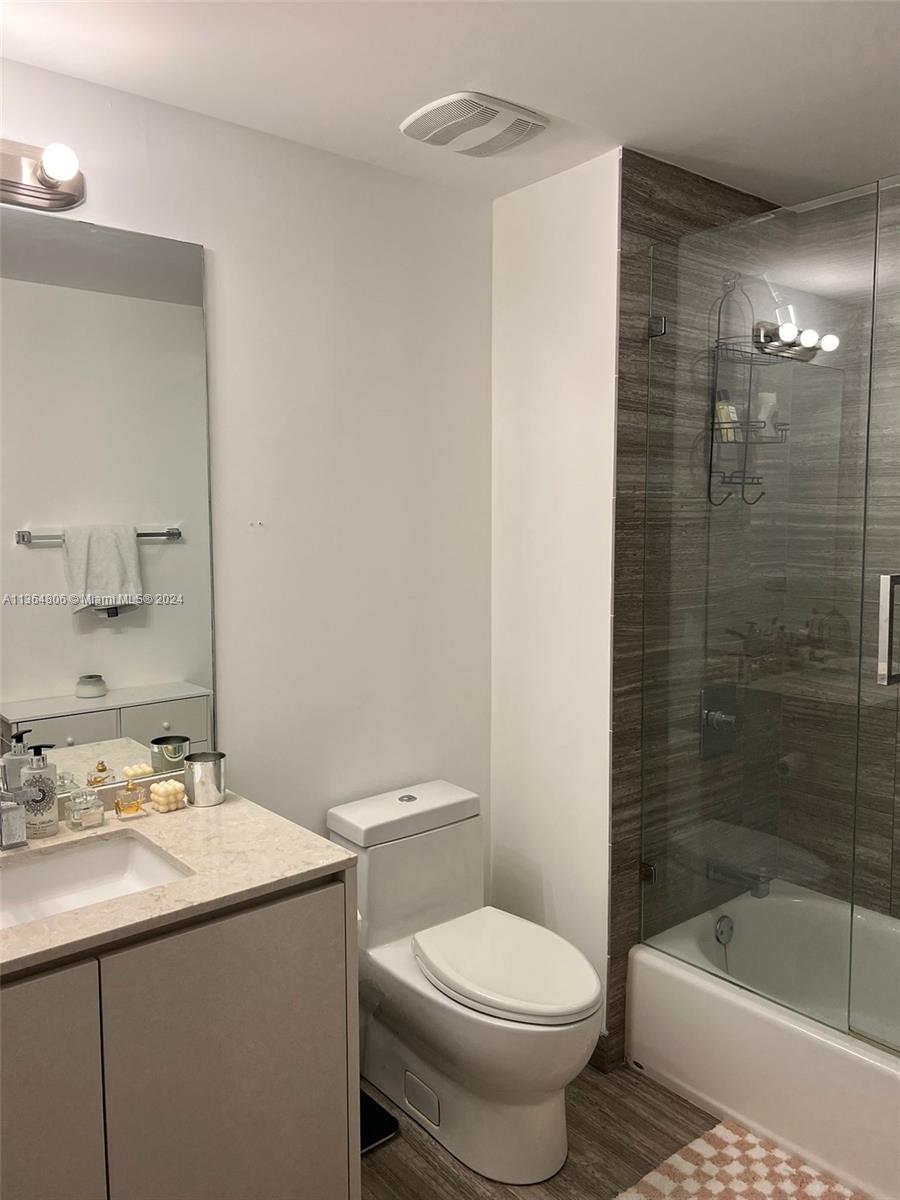 1010 BRICKELL CONDO - Residential