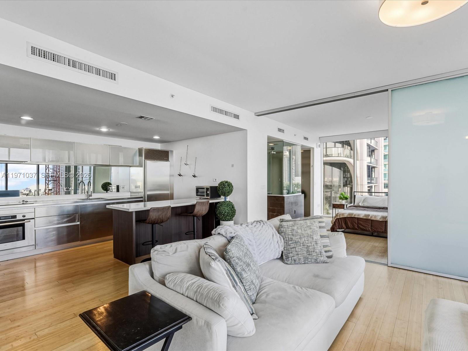 TEN MUSEUM PK RESIDENTIAL - Residential