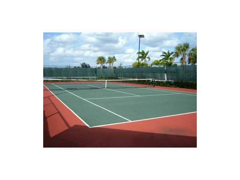 BANYAN BAY CONDOPHASE 14 - Residential Lease