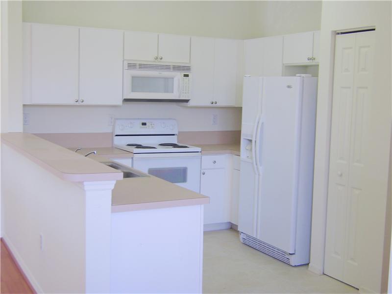 BANYAN BAY CONDOPHASE 14 - Residential Lease