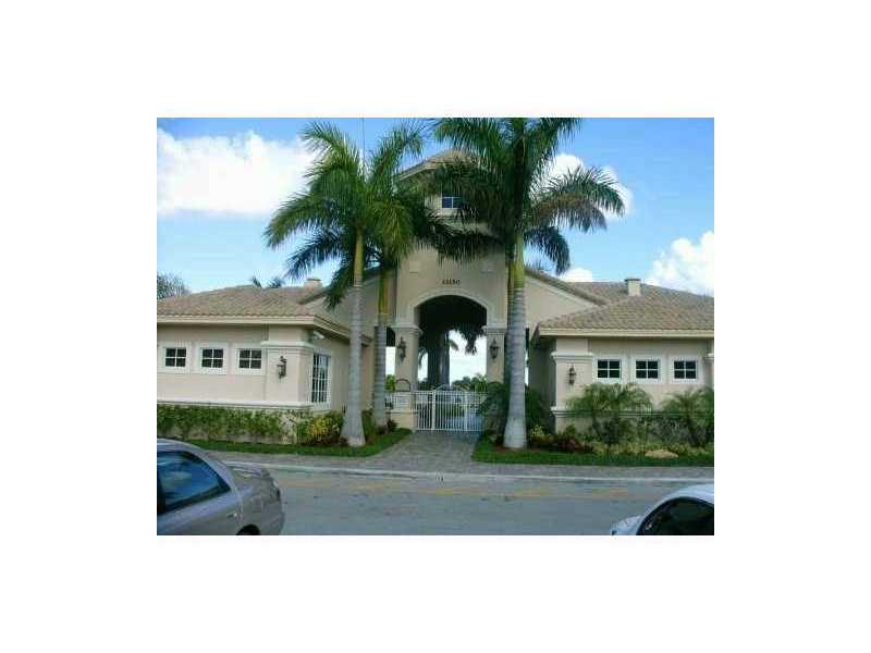 BANYAN BAY CONDOPHASE 14 - Residential Lease