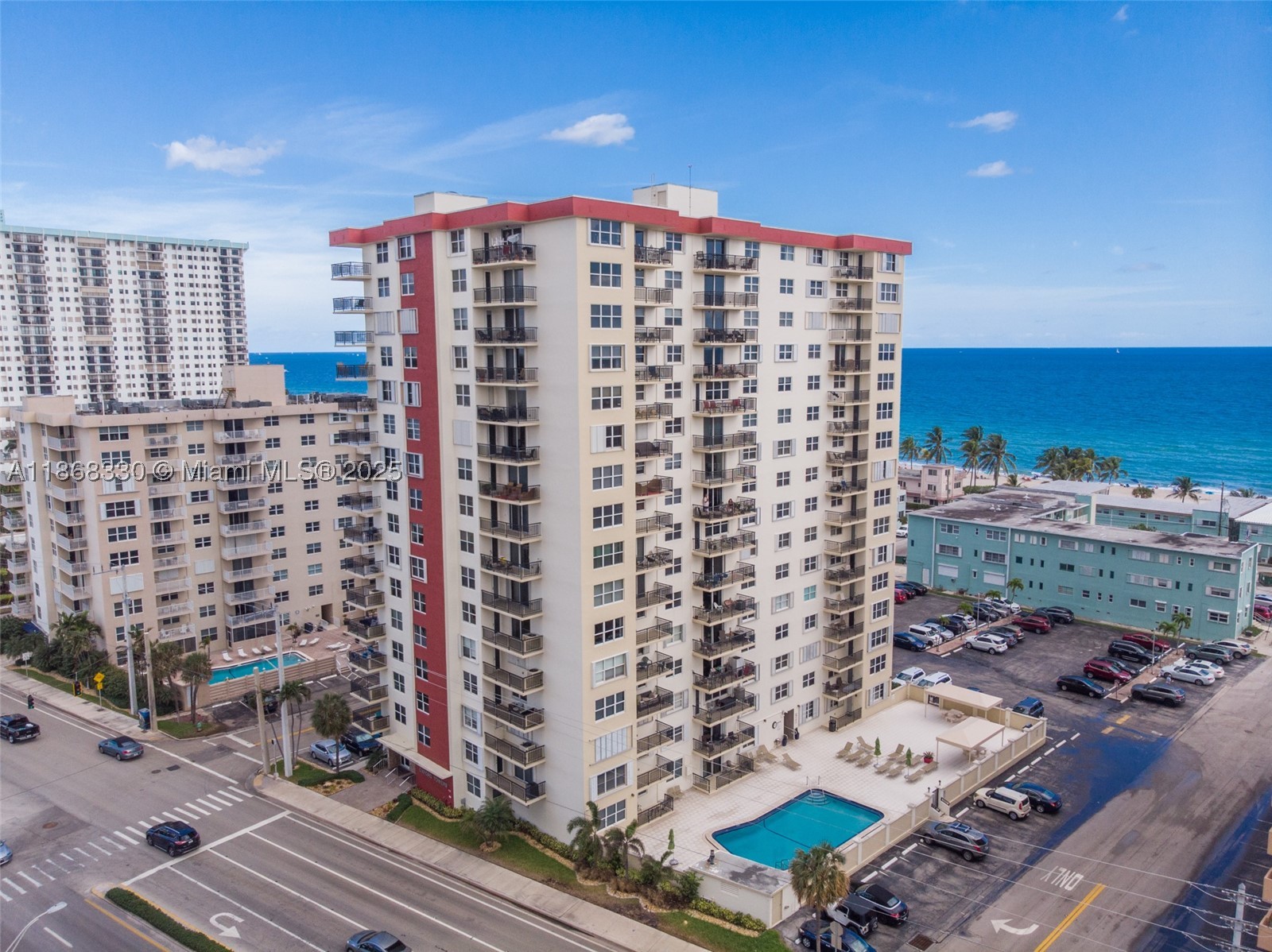 OXFORD TOWERS CONDO - Residential