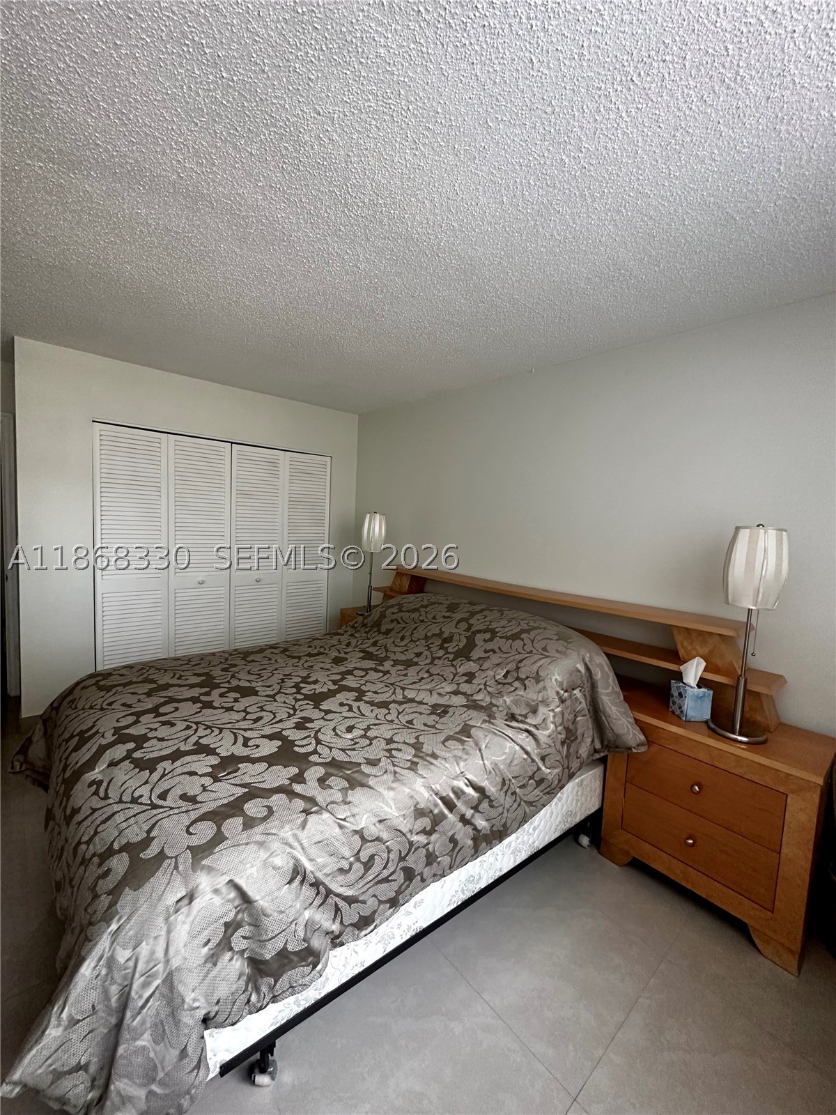 OXFORD TOWERS CONDO - Residential