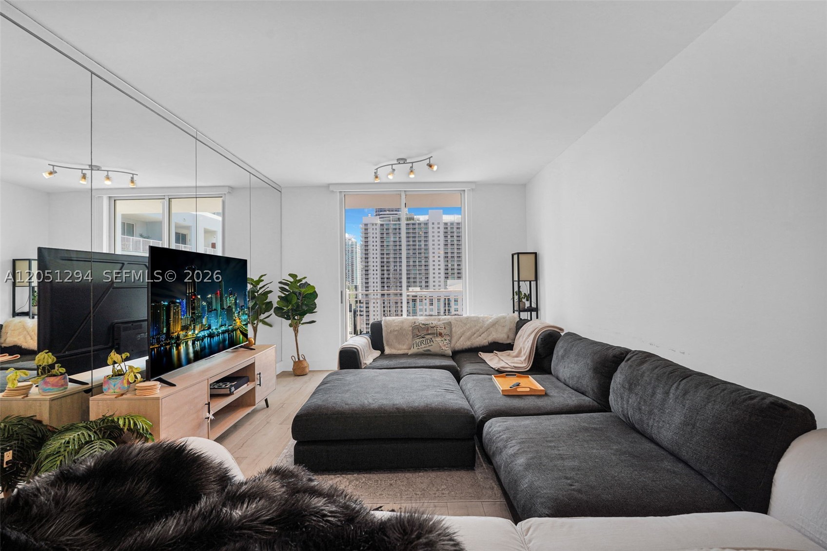 FORTUNE HOUSE CONDO - Residential Lease
