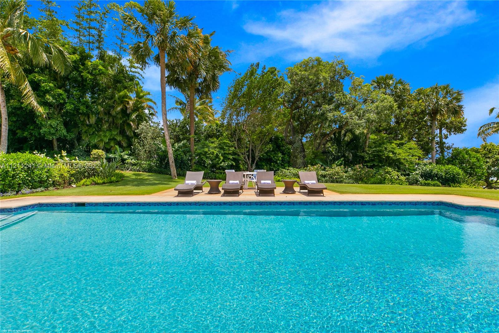 JUPITER ISLAND - Residential
