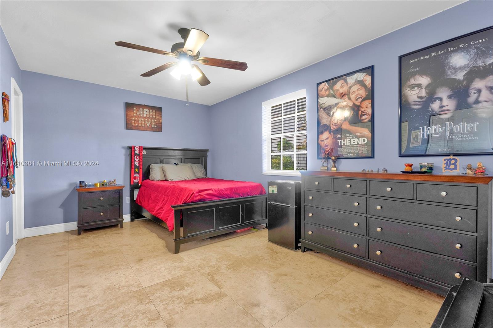 SNAPPER CREEK VILLAS - Residential