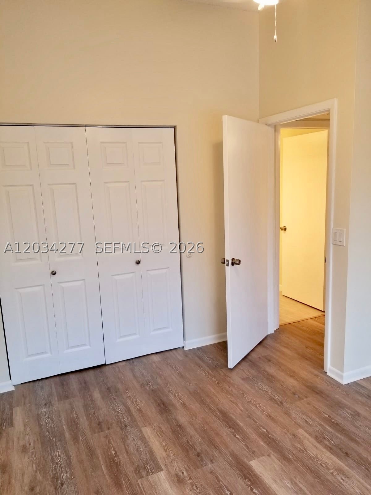 KENSINGTON WALK CONDO - Residential Lease