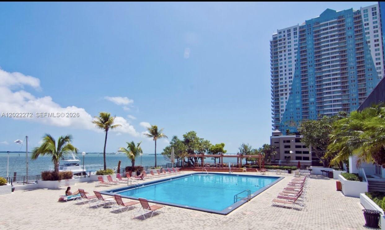 Rare opportunity at 999 Brickell Drive! This versatile Bay Unit #209 features a private full bathroom, making it ideal for a variety of professional uses. Conveniently located in the heart of Miami's premier financial district, the unit offers easy access to Brickell's world-class dining, shopping, and business destinations. Enjoy a prestigious Brickell address, excellent accessibility, and a professional environment in one of Miami's most sought-after locations. Perfect for businesses seeking a prime location with added convenience and functionality.