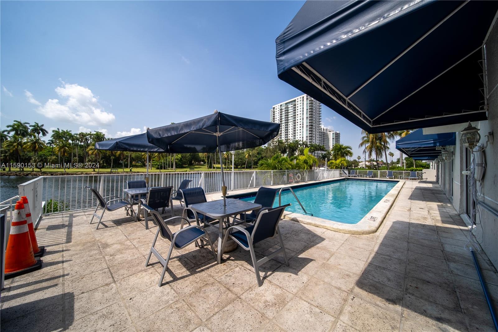 SERENITY ON THE RIVER CON - Residential Lease