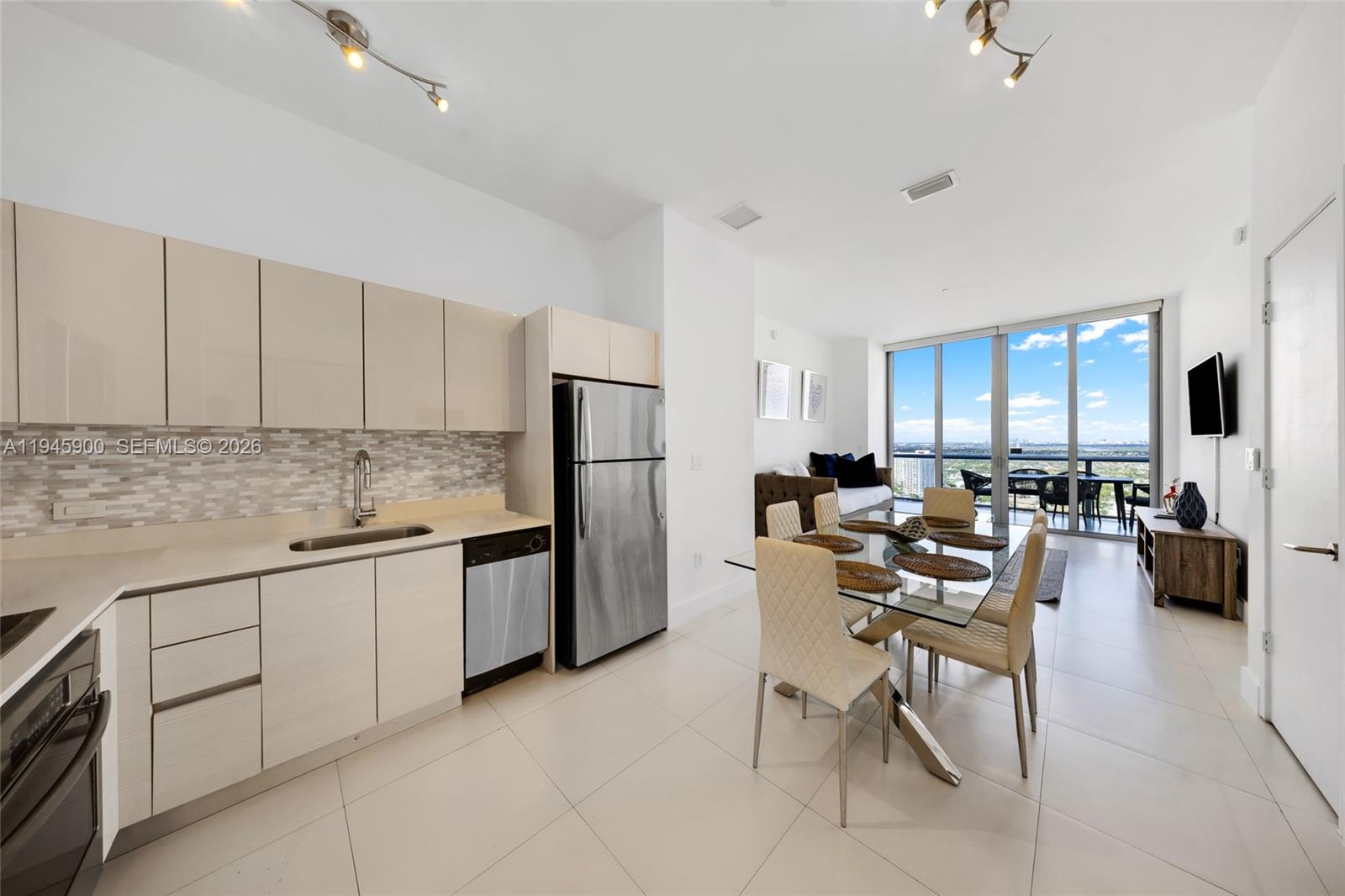 BEACHWALK CONDOMINIUM - Residential